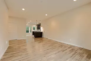1 Grace Ln, Lindenhurst, NY 11757 - Photo 3