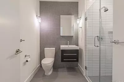 16 Willow Avenue #2B, Islip, NY 11751 - Photo 5
