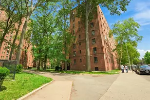 2049 McGraw Ave, Bronx, NY 10462 - Photo 1