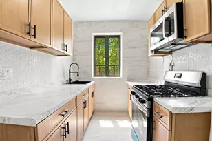 2049 McGraw Ave, Bronx, NY 10462 - Photo 15