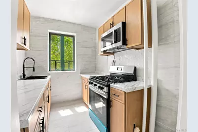 2049 McGraw Avenue #4F, Bronx, NY 10462 - Photo 17