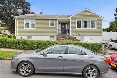 25 Coolidge Avenue, Yonkers, NY 10701 - Photo 1