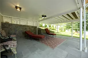 38 Harney Rd, Scarsdale, NY 10583 - Photo 19