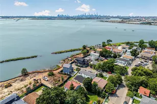 419 Harding Park, Bronx, NY 10473 - Photo 5