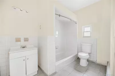 419 Harding Park, Bronx, NY 10473 - Photo 15