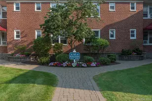 11 Bryant Crescent, White Plains, NY 10605 - Photo 11
