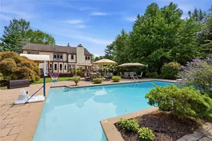 27 Amber Ln, Oyster Bay, NY 11771 - Photo 43