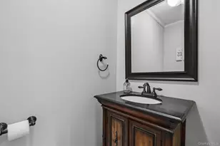 3 Kevin Dr, Suffern, NY 10901 - Photo 29