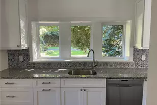 8 Valley Road Rd, Locust Valley, NY 11560 - Photo 11