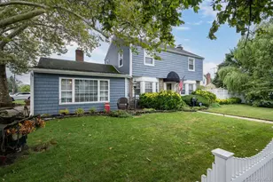 2563 Milburn Ave, Baldwin, NY 11510 - Photo 3