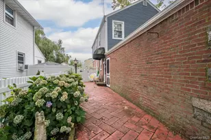 2563 Milburn Ave, Baldwin, NY 11510 - Photo 21