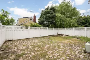 2563 Milburn Ave, Baldwin, NY 11510 - Photo 19