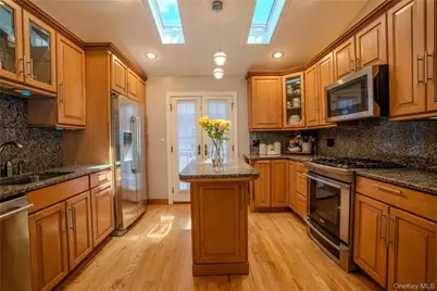 120 Harrison Avenue, Yonkers, NY 10705 - Photo 7
