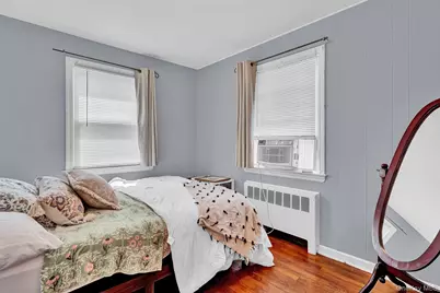127 Decker Avenue, Merrick, NY 11566 - Photo 5