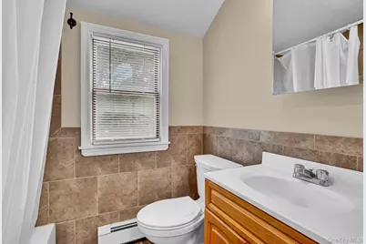 127 Decker Avenue, Merrick, NY 11566 - Photo 23