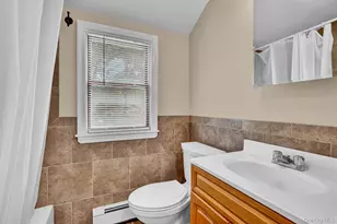 127 Decker Ave, Merrick, NY 11566 - Photo 23