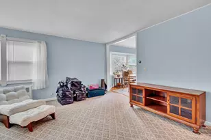 127 Decker Ave, Merrick, NY 11566 - Photo 9