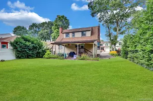 127 Decker Ave, Merrick, NY 11566 - Photo 27