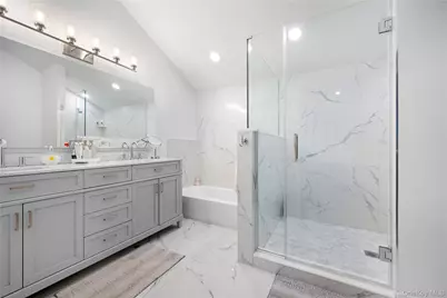 7 Tyrconnell Avenue, Massapequa, NY 11762 - Photo 25