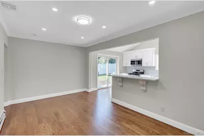 71 Valentine Avenue, Glen Cove, NY 11542 - Photo 13