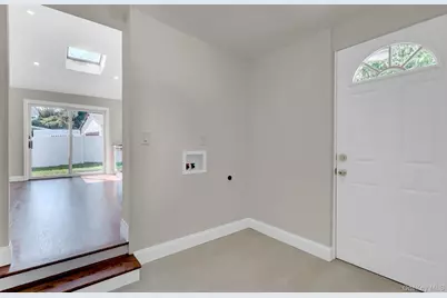 71 Valentine Avenue, Glen Cove, NY 11542 - Photo 17