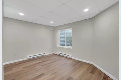 71 Valentine Avenue, Glen Cove, NY 11542 - Photo 23
