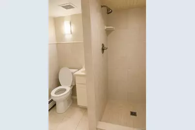 834 E 229th Street, Bronx, NY 10466 - Photo 3