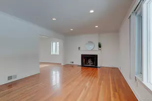 9 Wimbleton Ln, Great Neck, NY 11023 - Photo 3