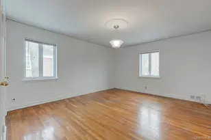 9 Wimbleton Ln, Great Neck, NY 11023 - Photo 15