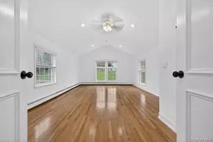 125 Horseshoe Rd, Mill Neck, NY 11765 - Photo 11