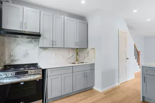 190-13 109th Rd, Saint Albans, NY 11412 - Photo 7