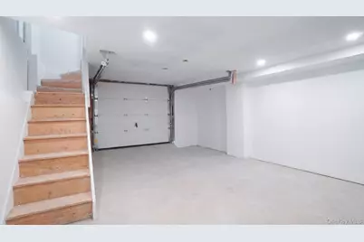 190-13 109th Road, Saint Albans, NY 11412 - Photo 23