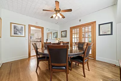 53 Larch Avenue, Floral Park, NY 11001 - Photo 5