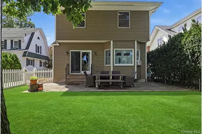 53 Larch Avenue, Floral Park, NY 11001 - Photo 27