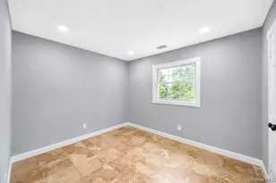779 Peconic Ave, West Babylon, NY 11704 - Photo 37