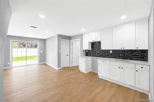 779 Peconic Ave, West Babylon, NY 11704 - Photo 29