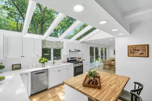 275 Pinewood Rd, Cutchogue, NY 11935 - Photo 9