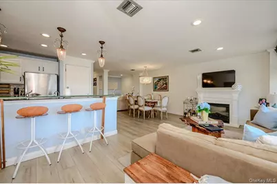 543 W Broadway #A, Long Beach, NY 11561 - Photo 5