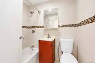 709 Ashford St, Brooklyn, NY 11207 - Photo 25