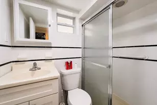 1374 Hobart Ave, Bronx, NY 10461 - Photo 35