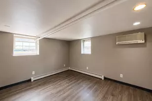 1374 Hobart Ave, Bronx, NY 10461 - Photo 33
