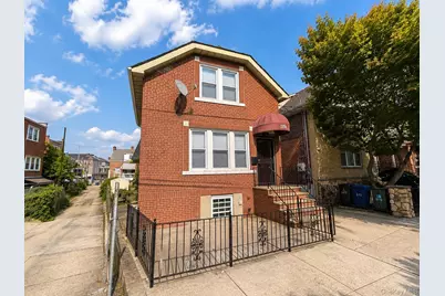1374 Hobart Avenue, Bronx, NY 10461 - Photo 3