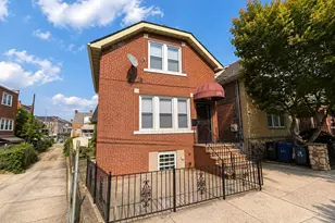 1374 Hobart Ave, Bronx, NY 10461 - Photo 3