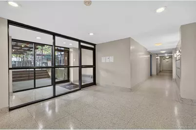138-70 Elder Avenue #3L, Flushing, NY 11355 - Photo 5