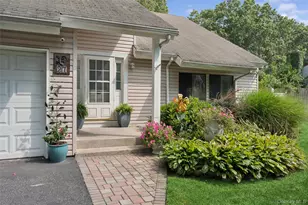 27 Sugarbush Ln, Coram, NY 11727 - Photo 37