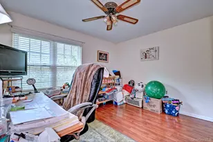 272 Glen Dr, Ridge, NY 11961 - Photo 15