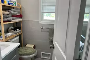 445 Albany Ave, Amityville, NY 11701 - Photo 5