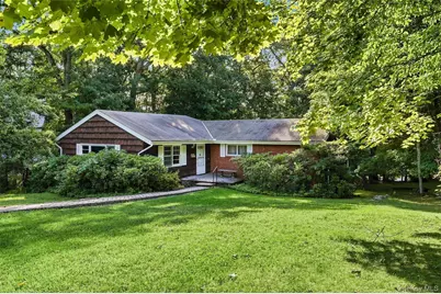 7 Overhill Road, New Rochelle, NY 10804 - Photo 1