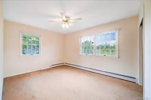 207 Butter Hill Dr, New Windsor, NY 12553 - Photo 13