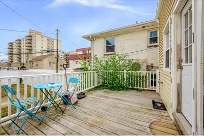 450 E Broadway, Long Beach, NY 11561 - Photo 15